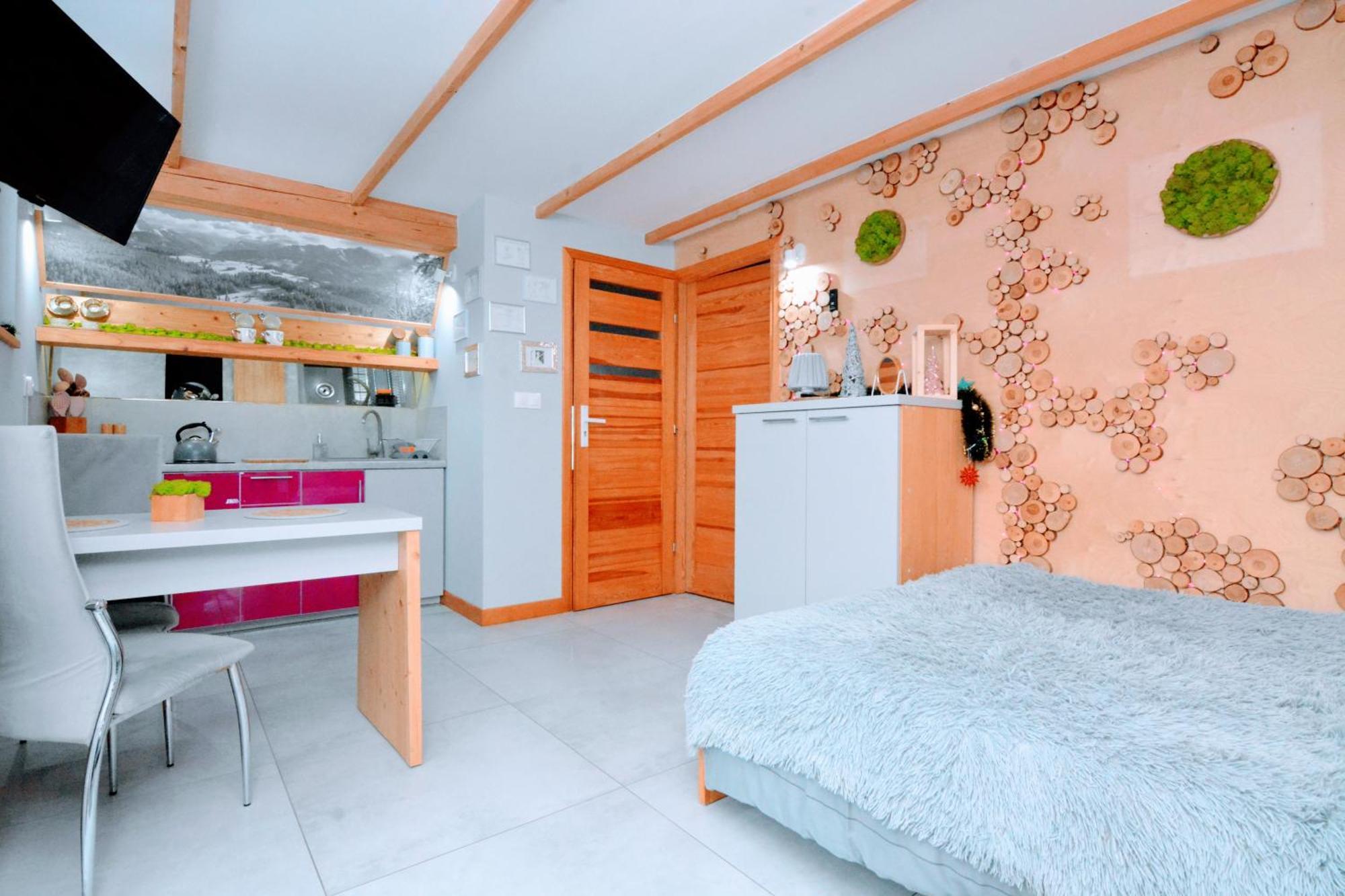 Lux Houses W Domku Tylko Dwa Apartamentyz Jacuzzi Zewnetrznym Gron Exterior photo