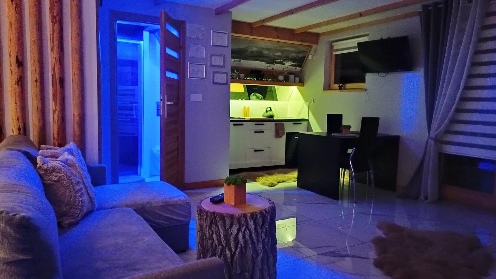 Lux Houses W Domku Tylko Dwa Apartamentyz Jacuzzi Zewnetrznym Gron Exterior photo