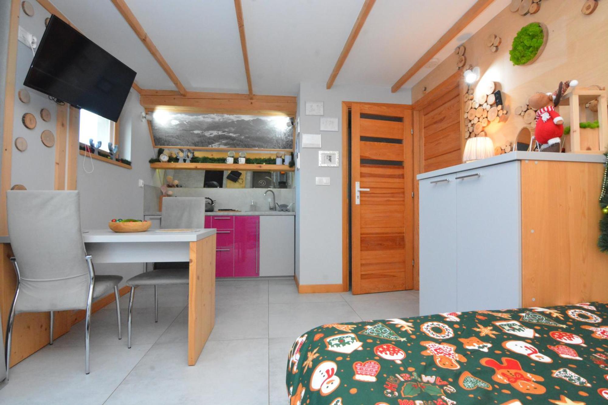 Lux Houses W Domku Tylko Dwa Apartamentyz Jacuzzi Zewnetrznym Gron Exterior photo